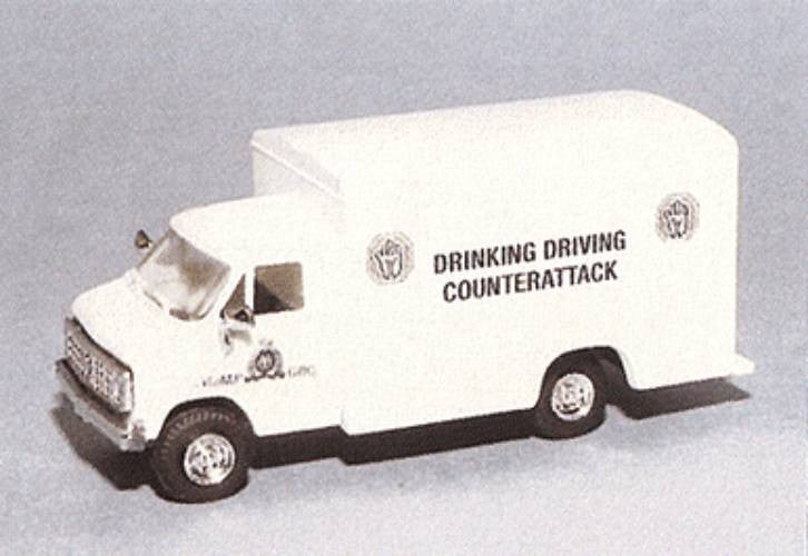 HO Scale Chevrolet Box Van (Limited-Edition) - Emergency - Police Vehicles - Drinking & Driving Unit