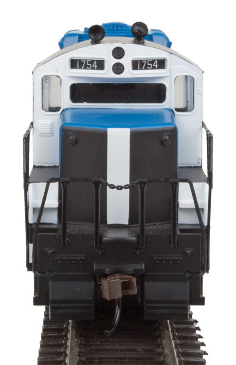EMD GP9M - Standard DC -- Boston & Maine #1754 (blue, black, white)