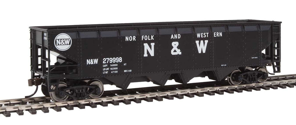 Offset Quad Hopper - Ready To Run -- Norfolk & Western (black; Block N&W, Hamburger Logo)